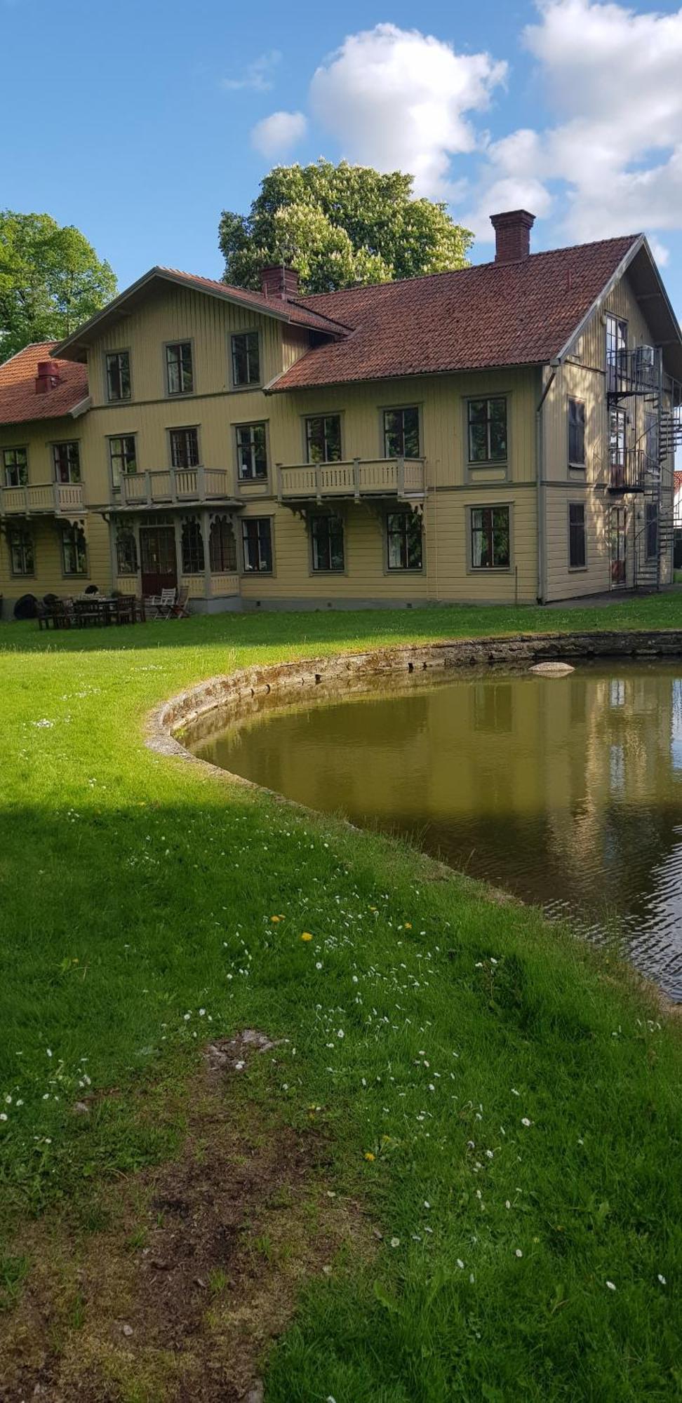 Moessebergs Vandrarhem Falköping Buitenkant foto